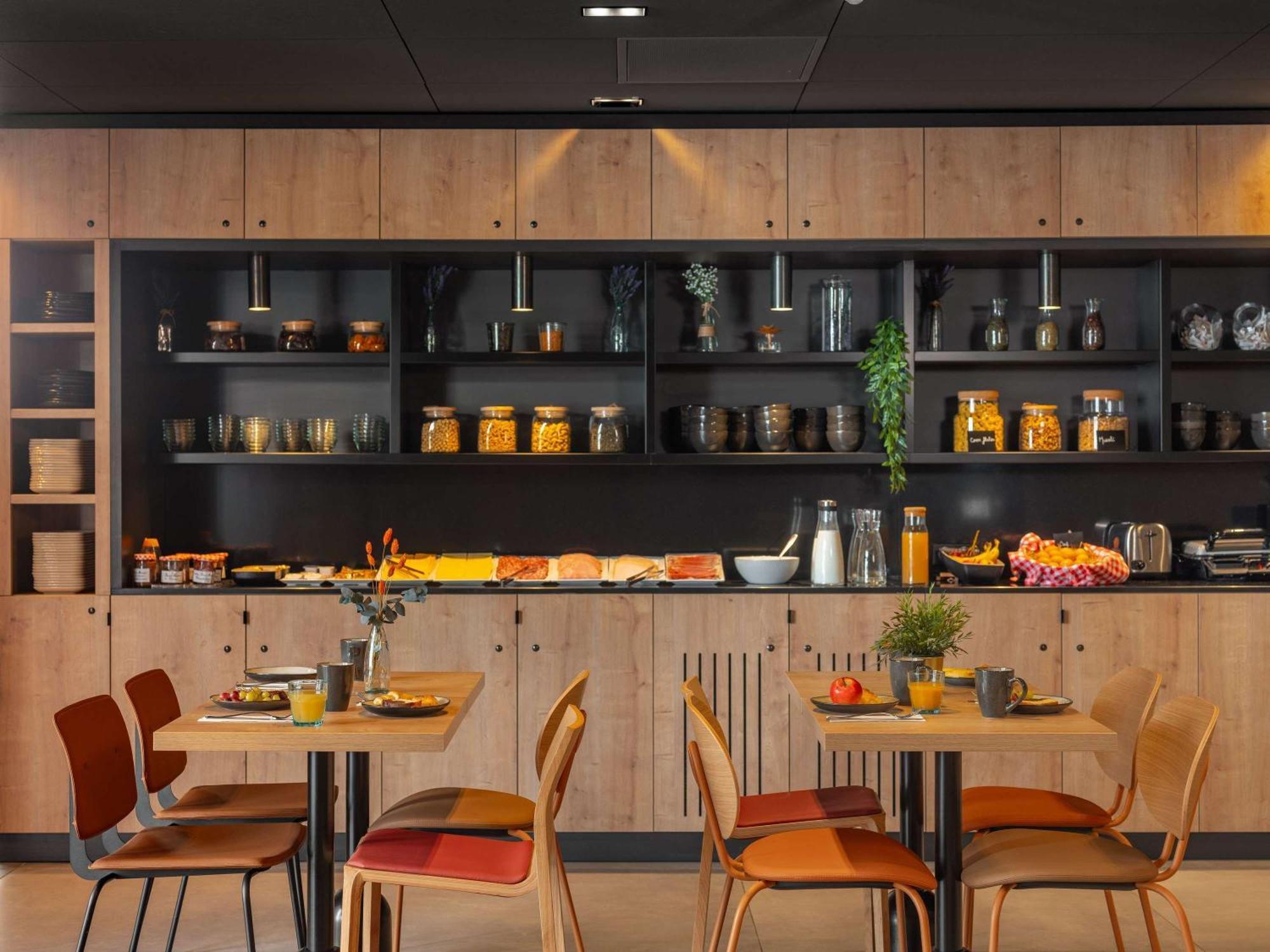 Ibis Styles Fontenay Экстерьер фото
