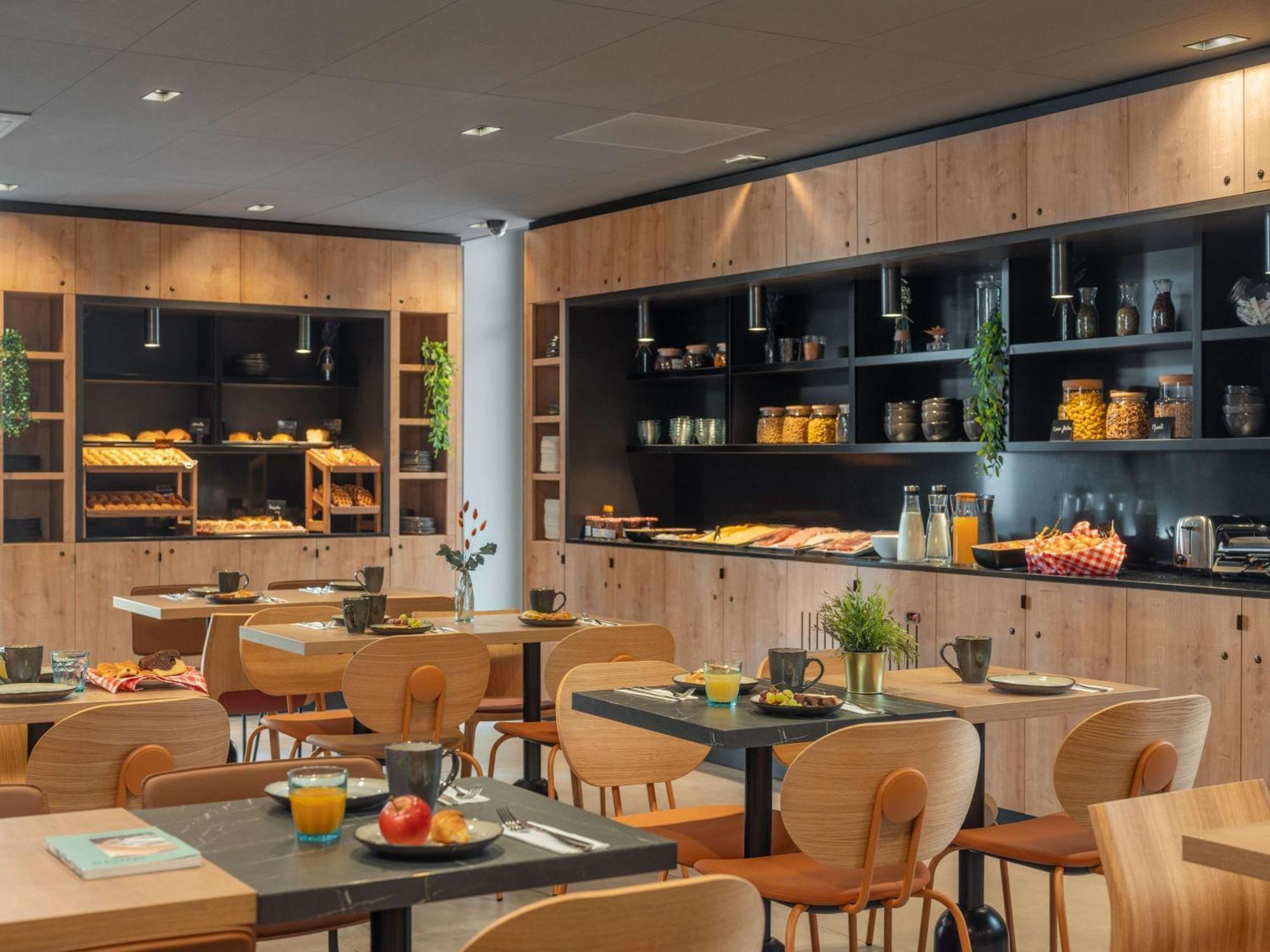 Ibis Styles Fontenay Экстерьер фото